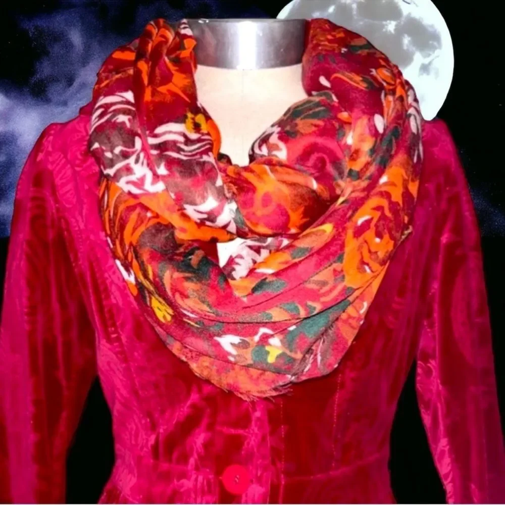 Cejon Infinity Scarf Red Vibrant Floral Print Excellent Condition 🎉 Host Pick 🎉
